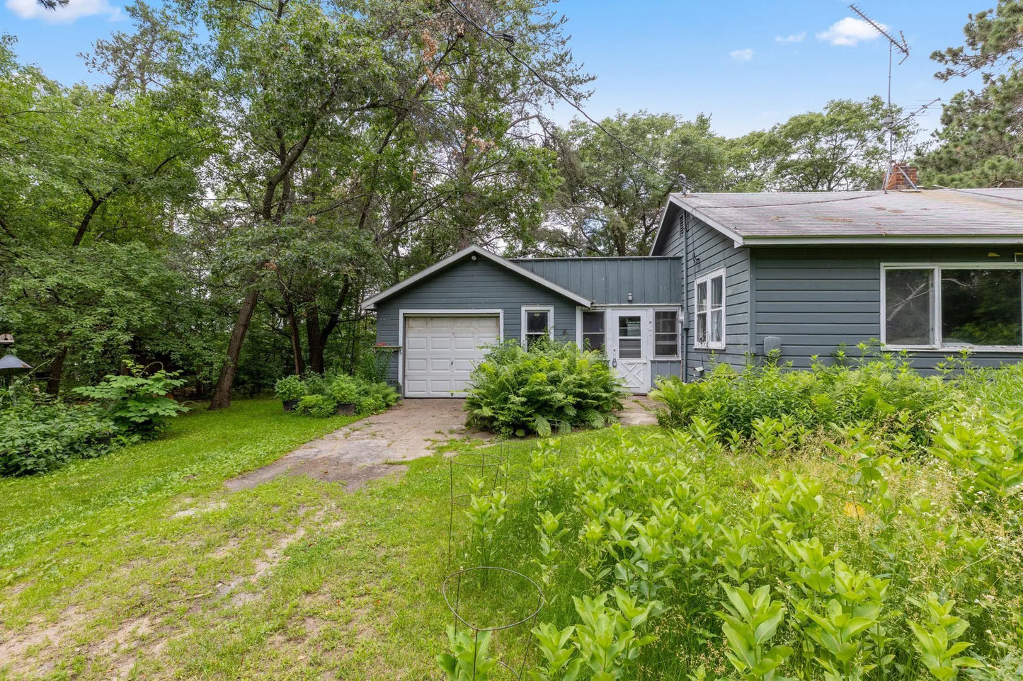 29015 County Road 3 , Mission Twp, MN 56465