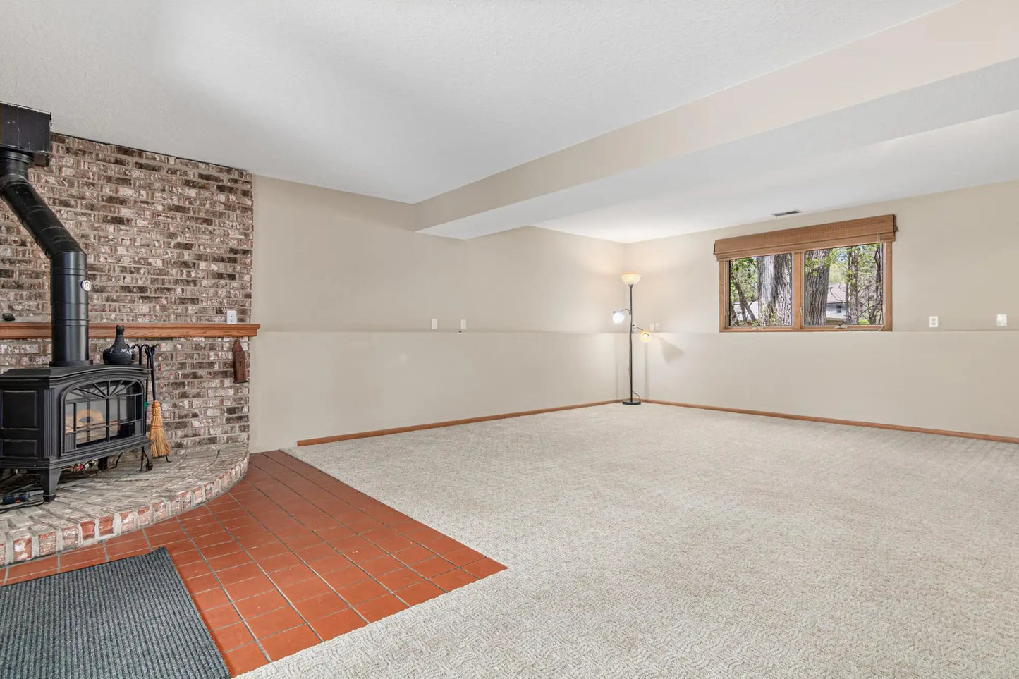 2316 Carver Avenue, Maplewood, MN 55119