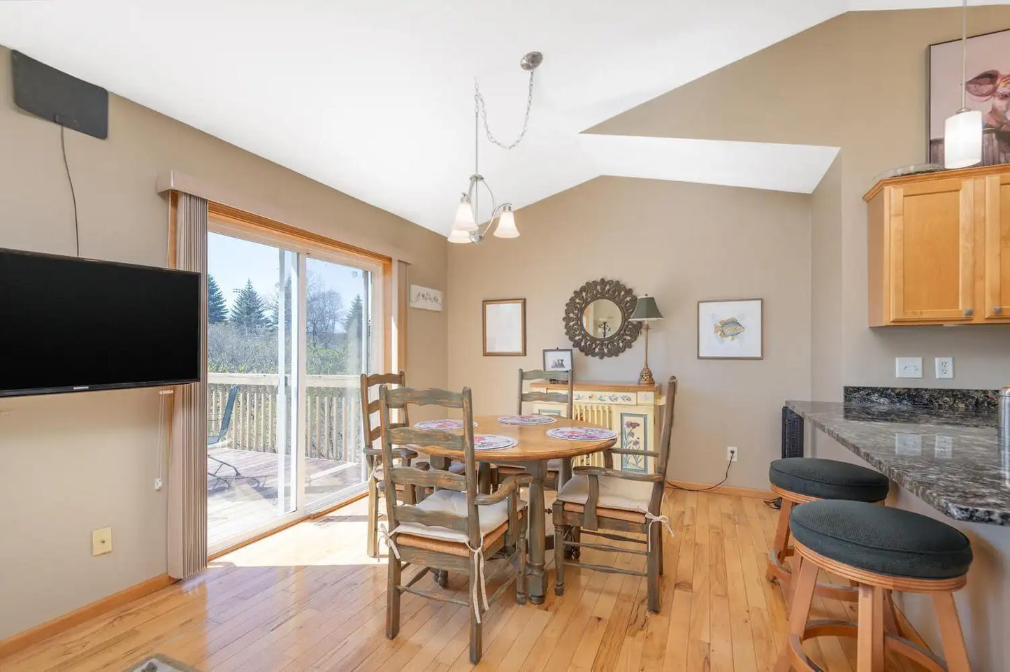 1265 Langewood Drive, Minnetrista, MN 55364