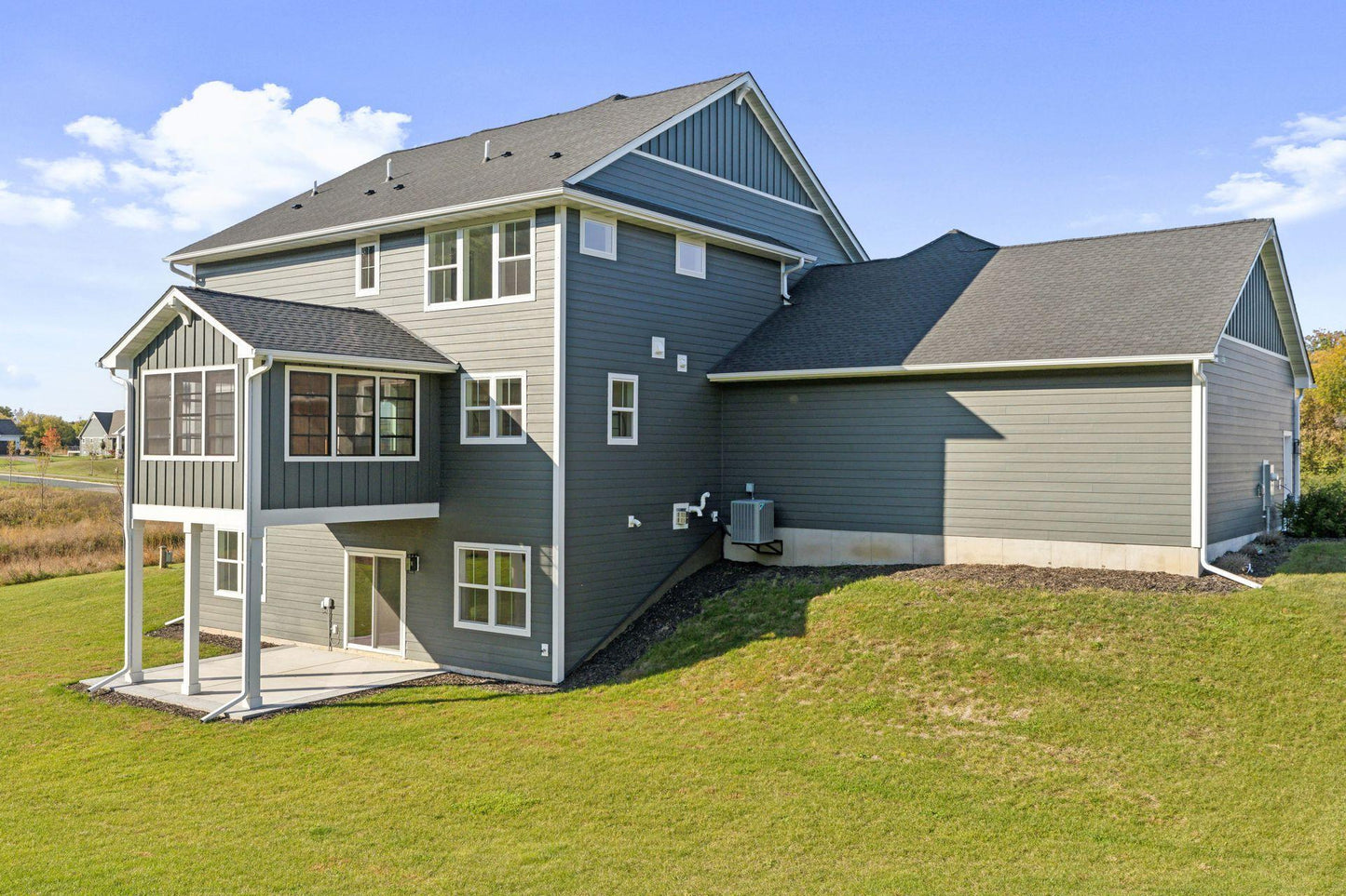 10441 56th Place, Lake Elmo, MN 55042