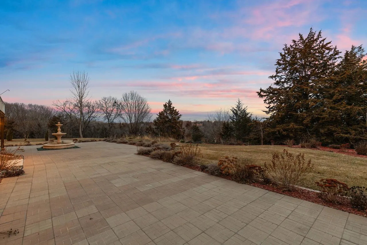 19115 Vogel Farm Trail, Eden Prairie, MN 55347