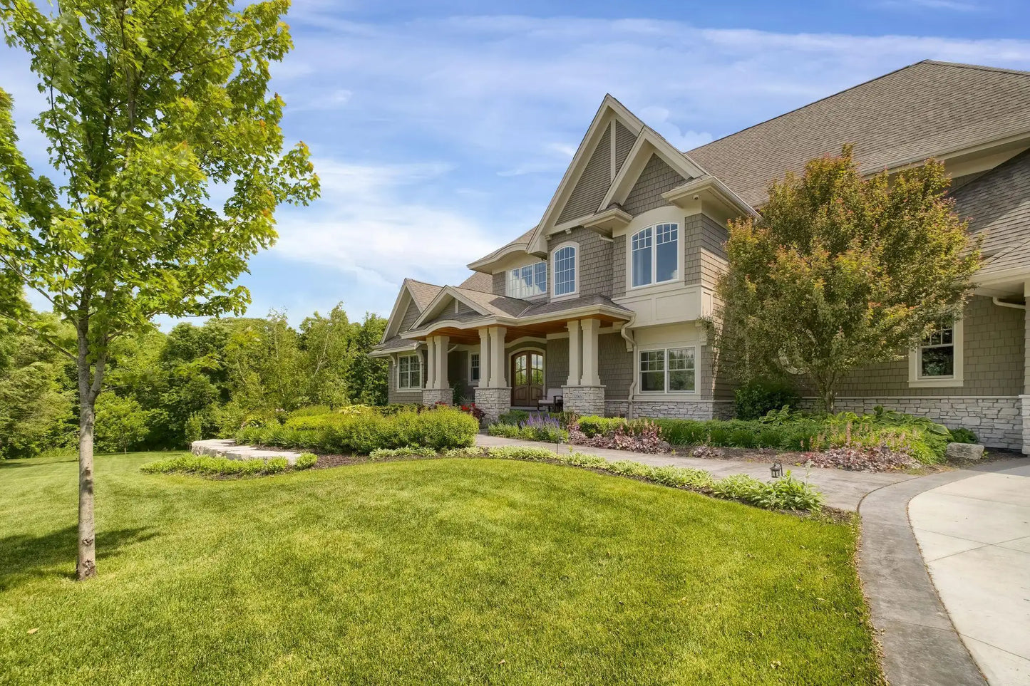 22065 Oakdale Drive, Corcoran, MN 55374