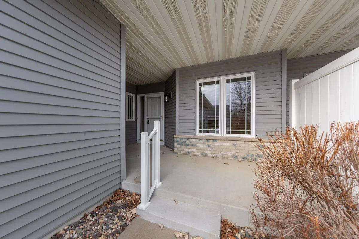 2806 Village Drive, Faribault, MN 55021