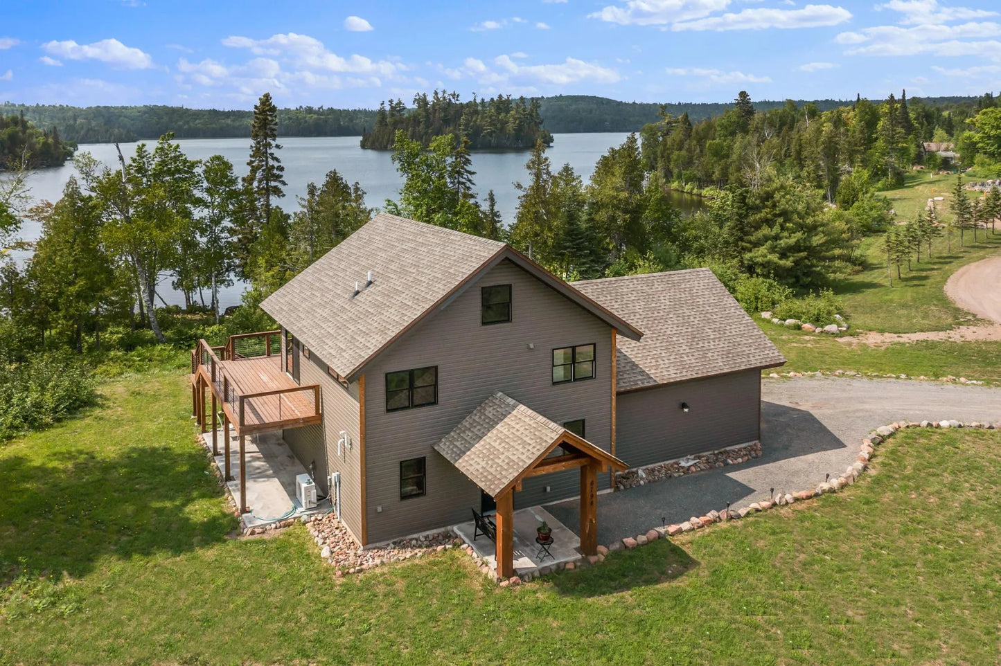 6794 Village Drive, Finland, MN 55603