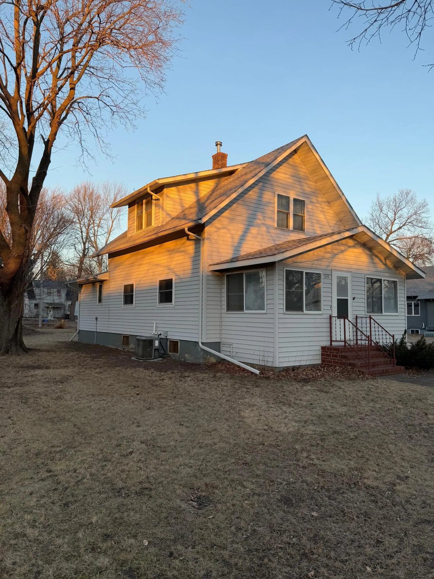 631 7th Street, Walnut Grove, MN 56180