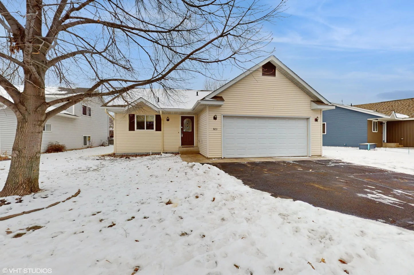 923 Savanna Avenue, Saint Cloud, MN 56303