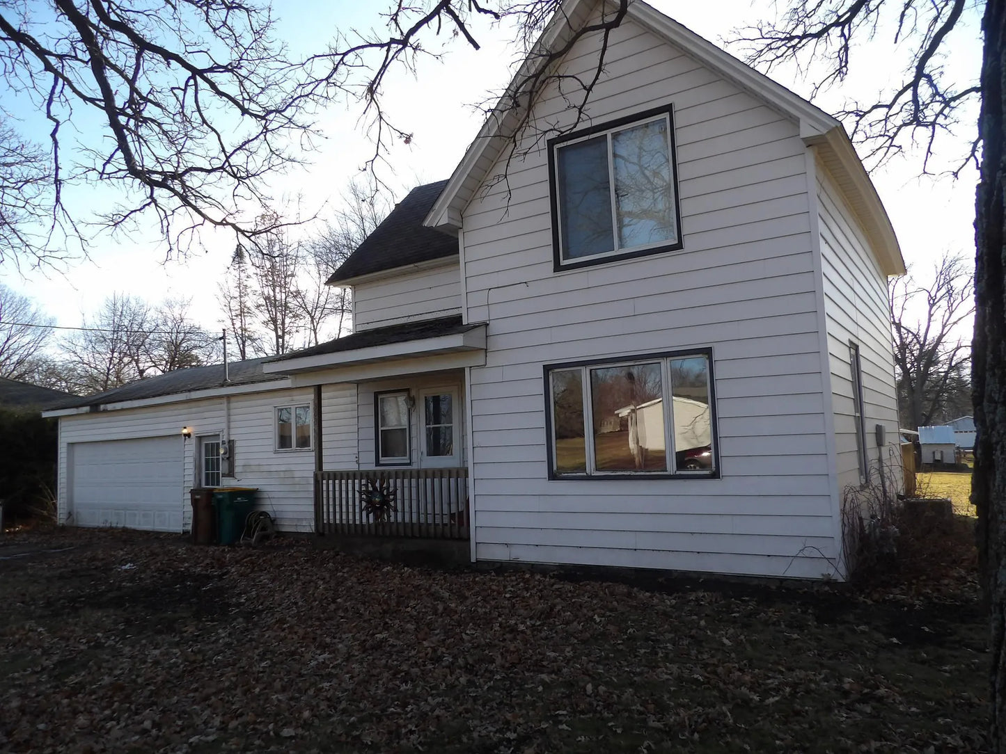 303 Center Street, Freeborn, MN 56032