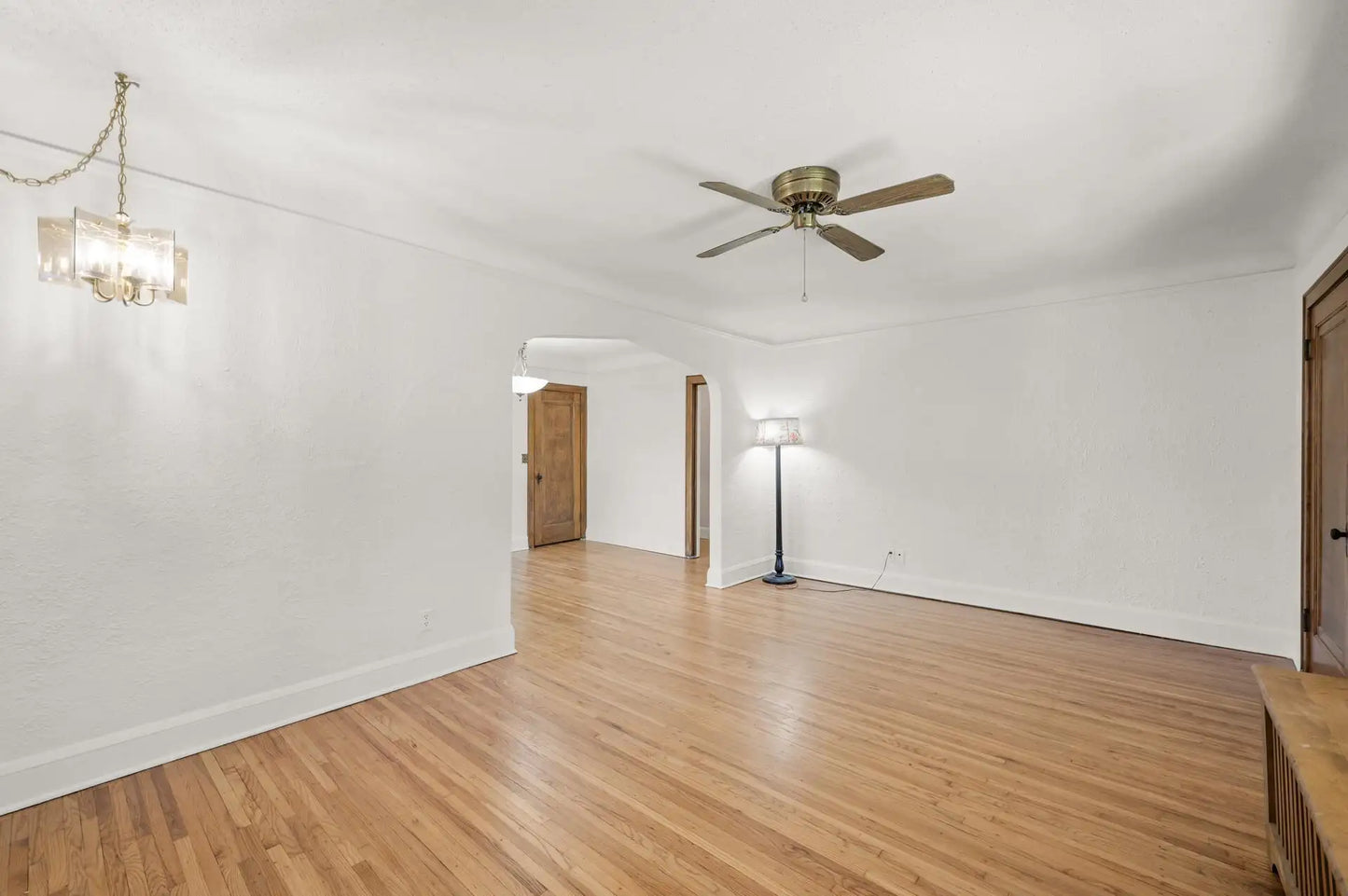 304 Warwick Street, Saint Paul, MN 55105