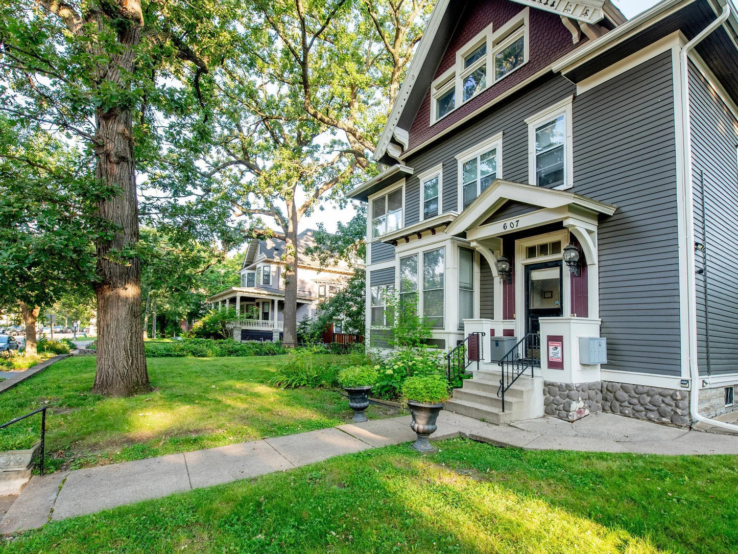 607 Lincoln Avenue, Saint Paul, MN 55102