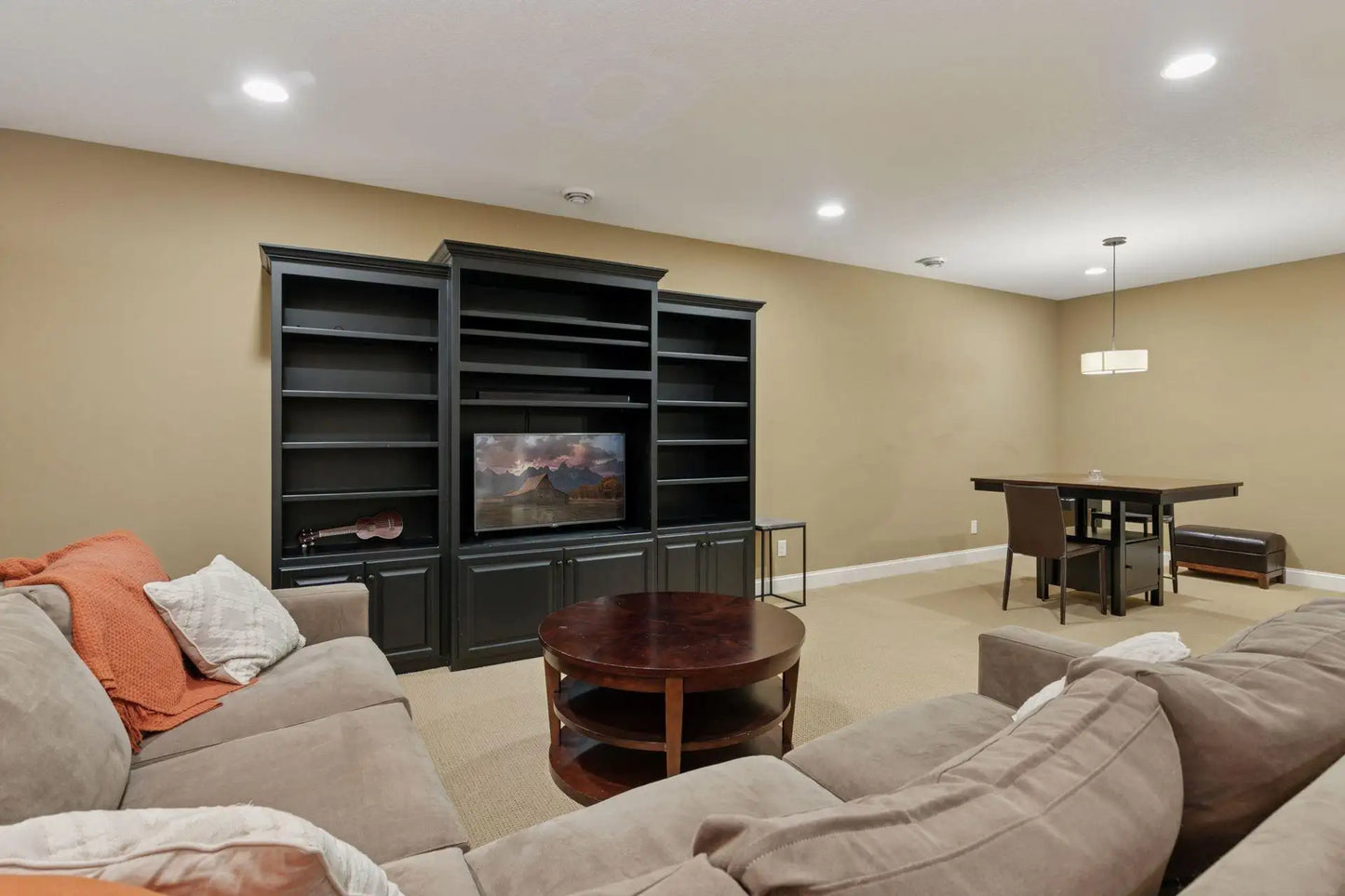 1182 Lexington Ridge Court, Eagan, MN 55123