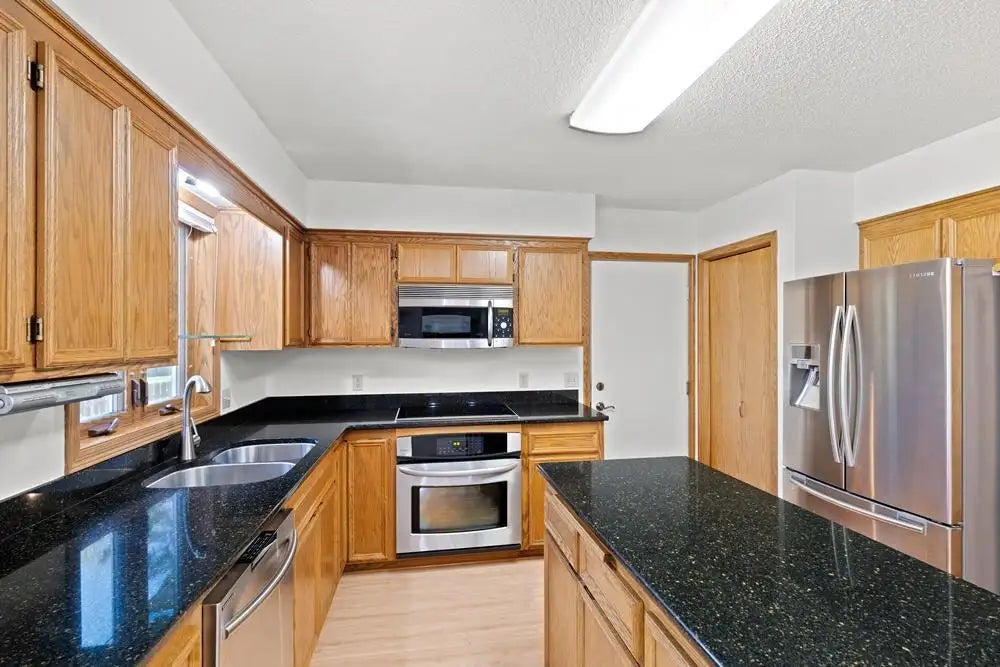 3662 Wescott Hills Drive, Eagan, MN 55123