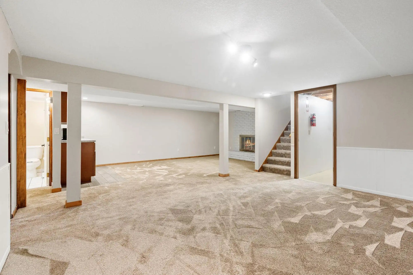 13621 Fairlawn Avenue, Apple Valley, MN 55124
