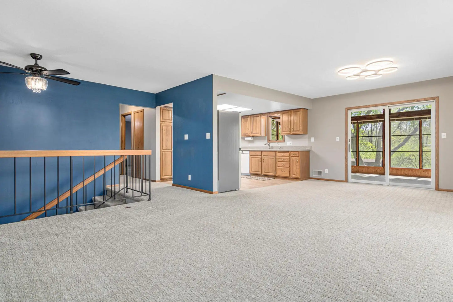 2316 Carver Avenue, Maplewood, MN 55119