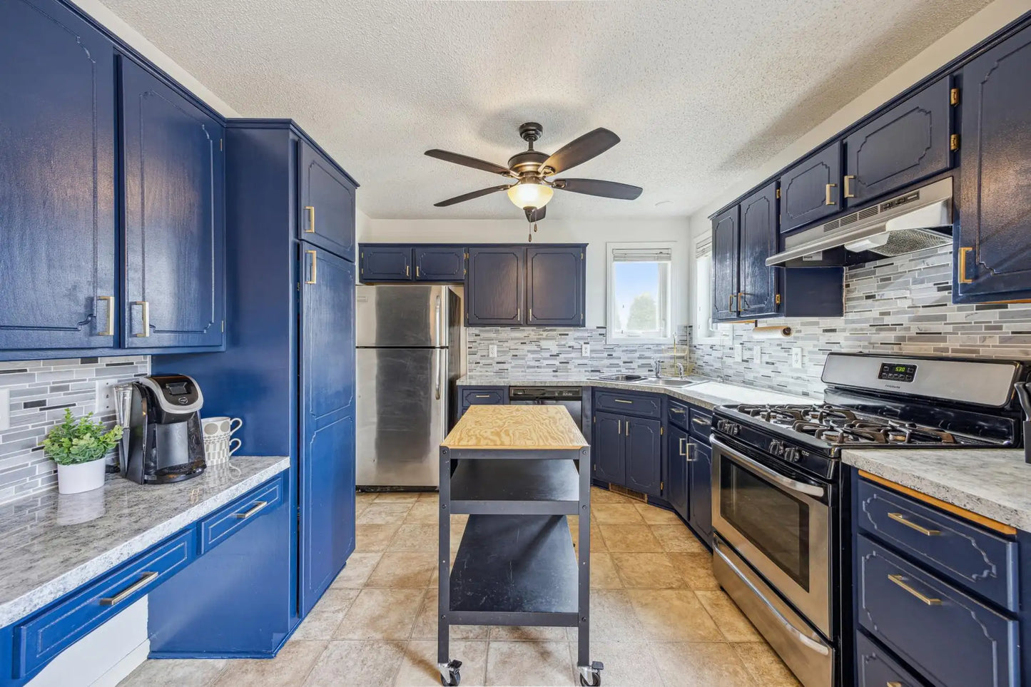 9648 Hallmark Avenue, Cottage Grove, MN 55016