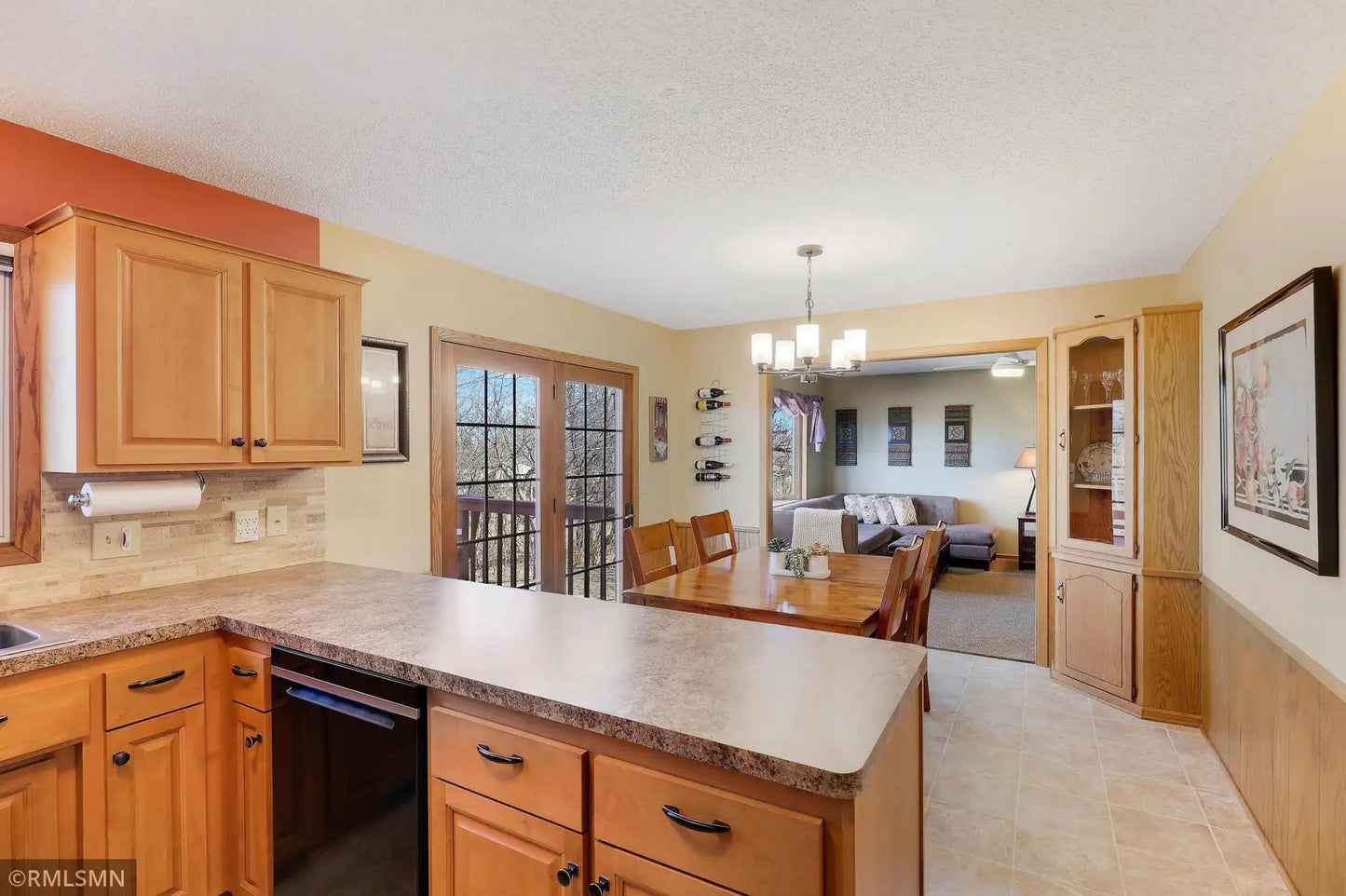 4820 Saratoga Lane, Plymouth, MN 55442