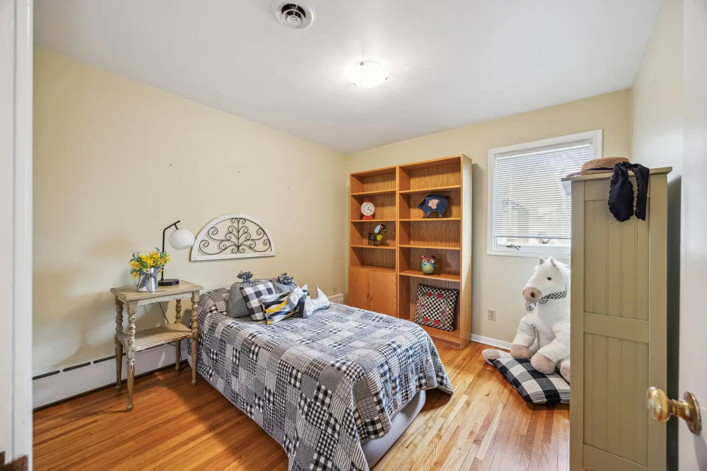 5427 Twin Lake Boulevard, Brooklyn Center, MN 55429