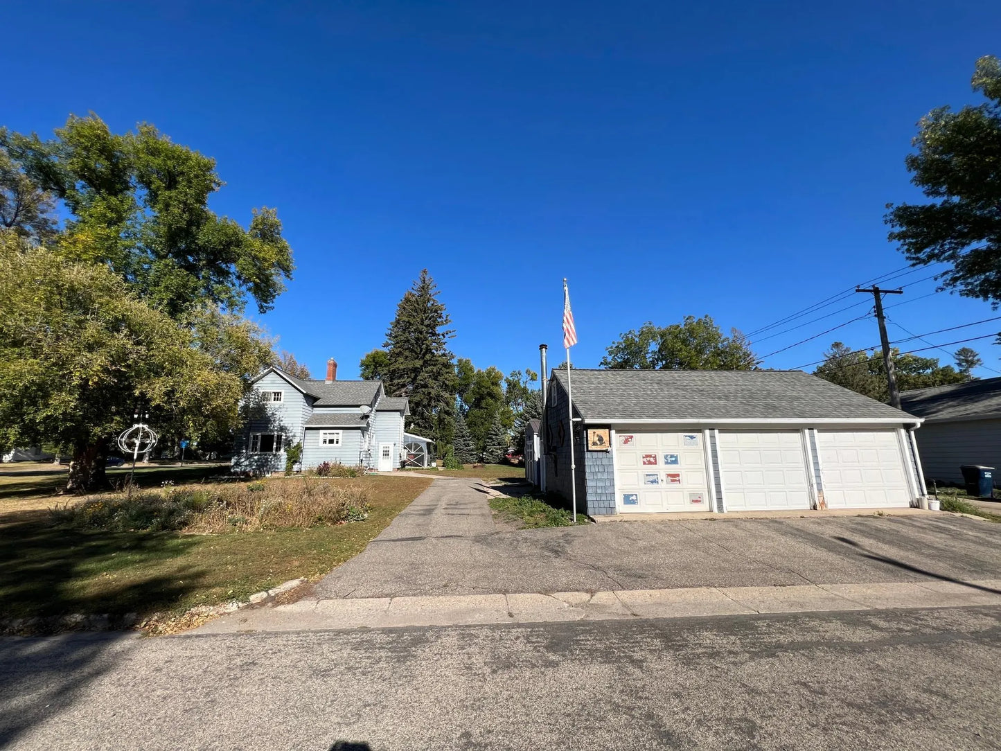 209 5th Street, Morris, MN 56267