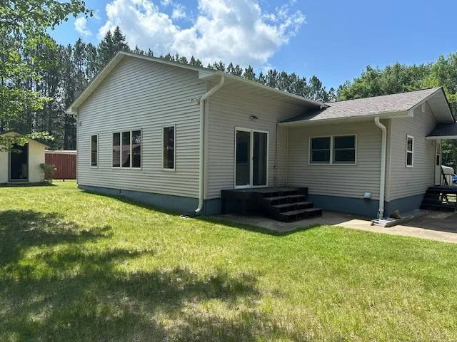 41988 251st Place, McGregor, MN 55760