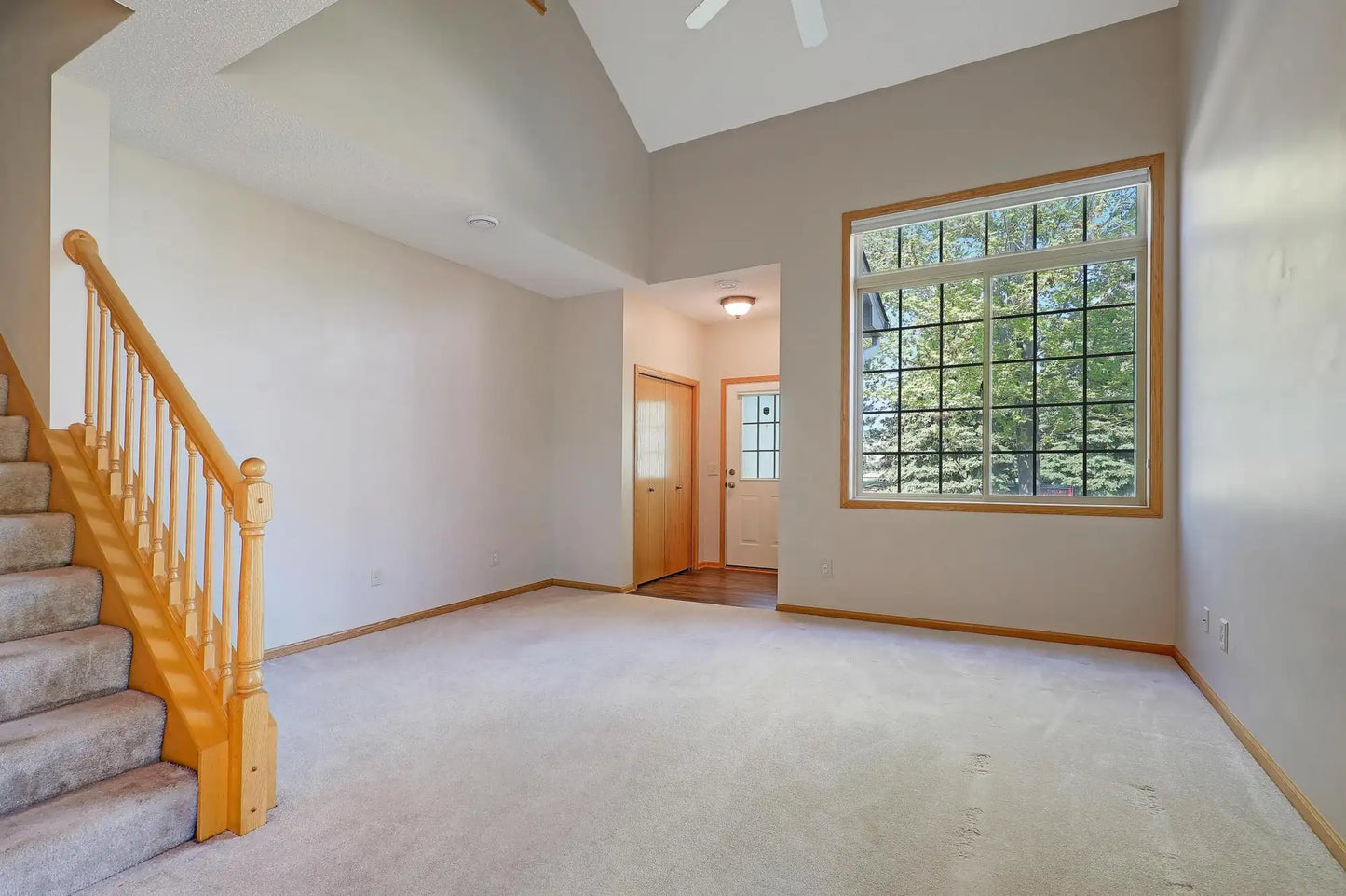 16861 Embers Avenue, Lakeville, MN 55024