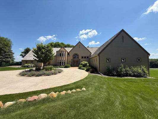 2300 County Road 92 , Minnetrista, MN 55359