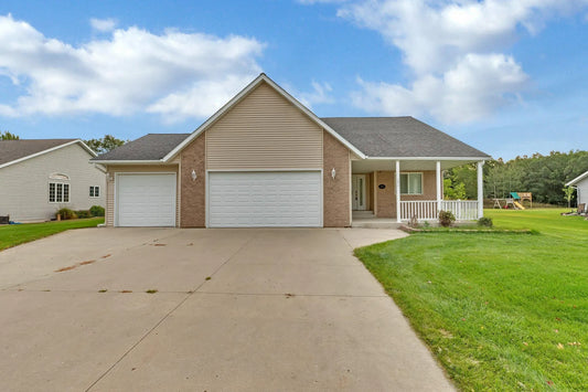 1811 Summer Lane, Alexandria, MN 56308