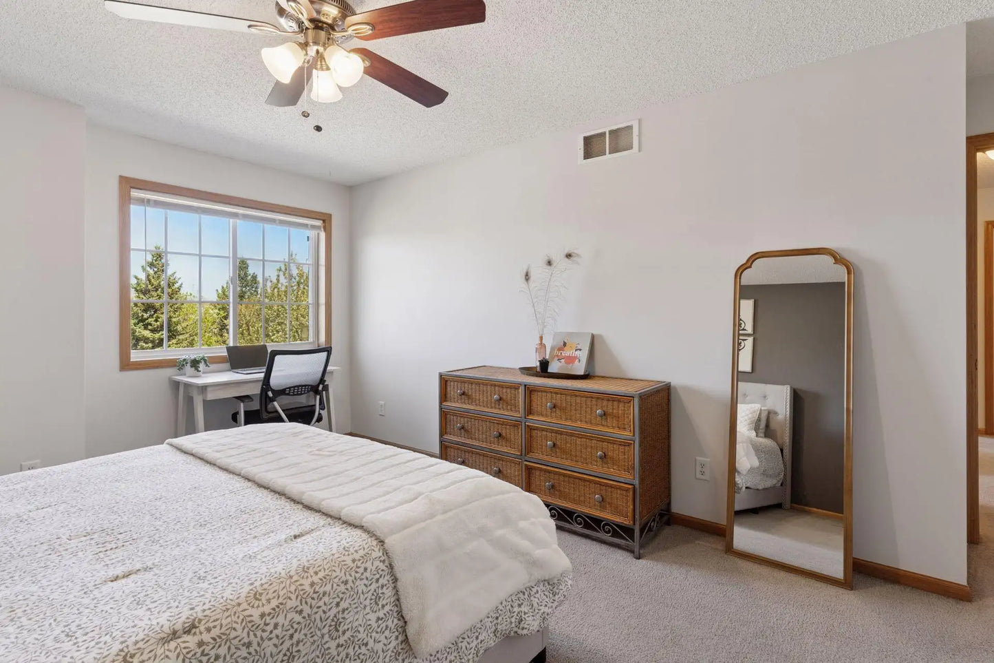 17516 Gillette Way, Lakeville, MN 55044