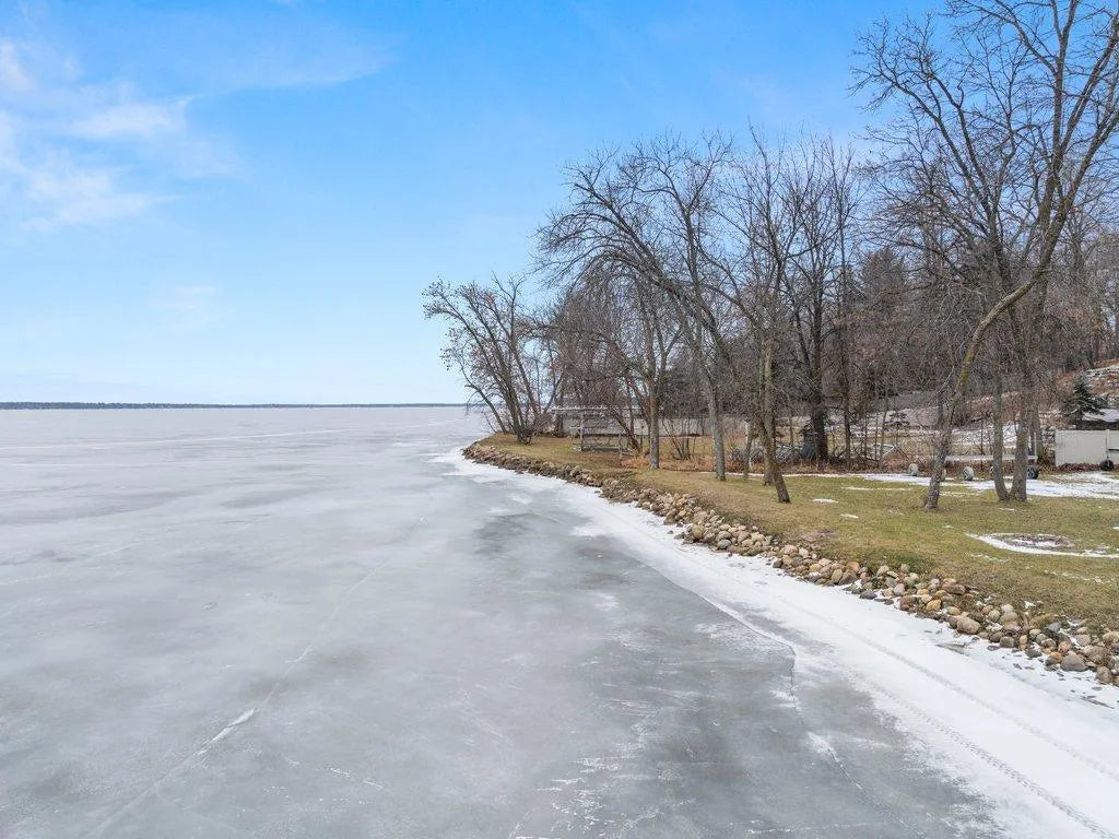 8708 Interlachen Road, Lake Shore, MN 56468