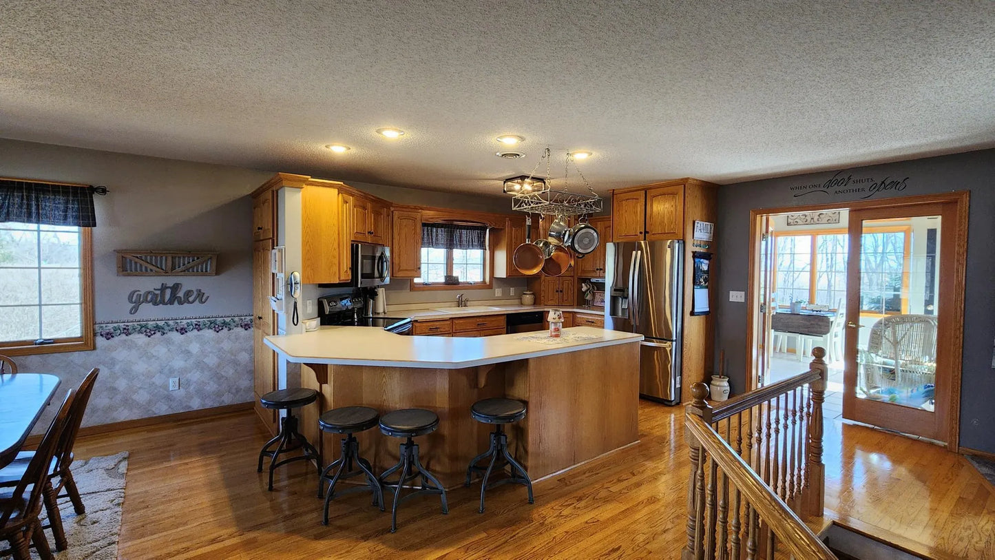 21772 County Road 197 , Belgrade, MN 56312