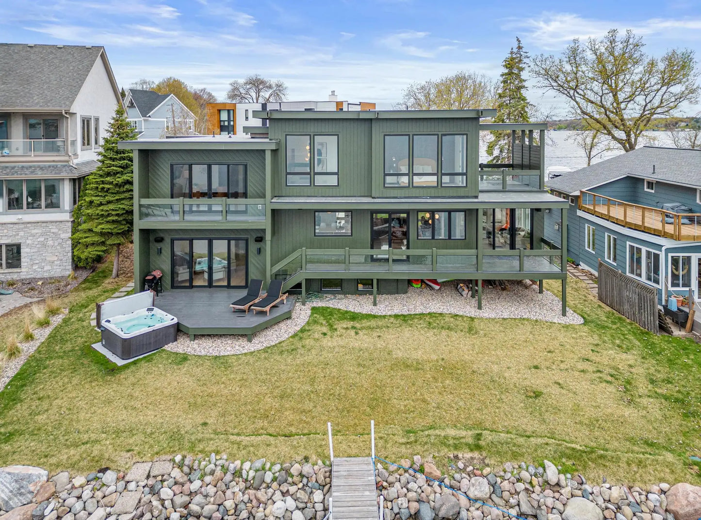 4919 Three Points Boulevard, Mound, MN 55364