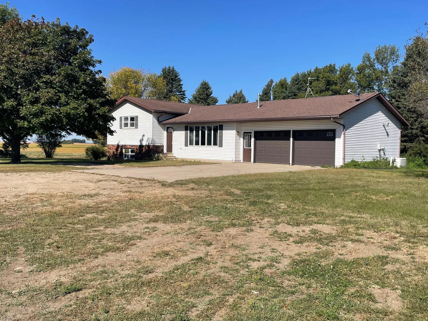 23637 Eagle Avenue, Lucan, MN 56255