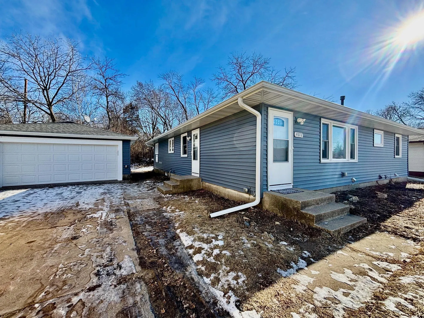 4072 Nicols Road, Eagan, MN 55122