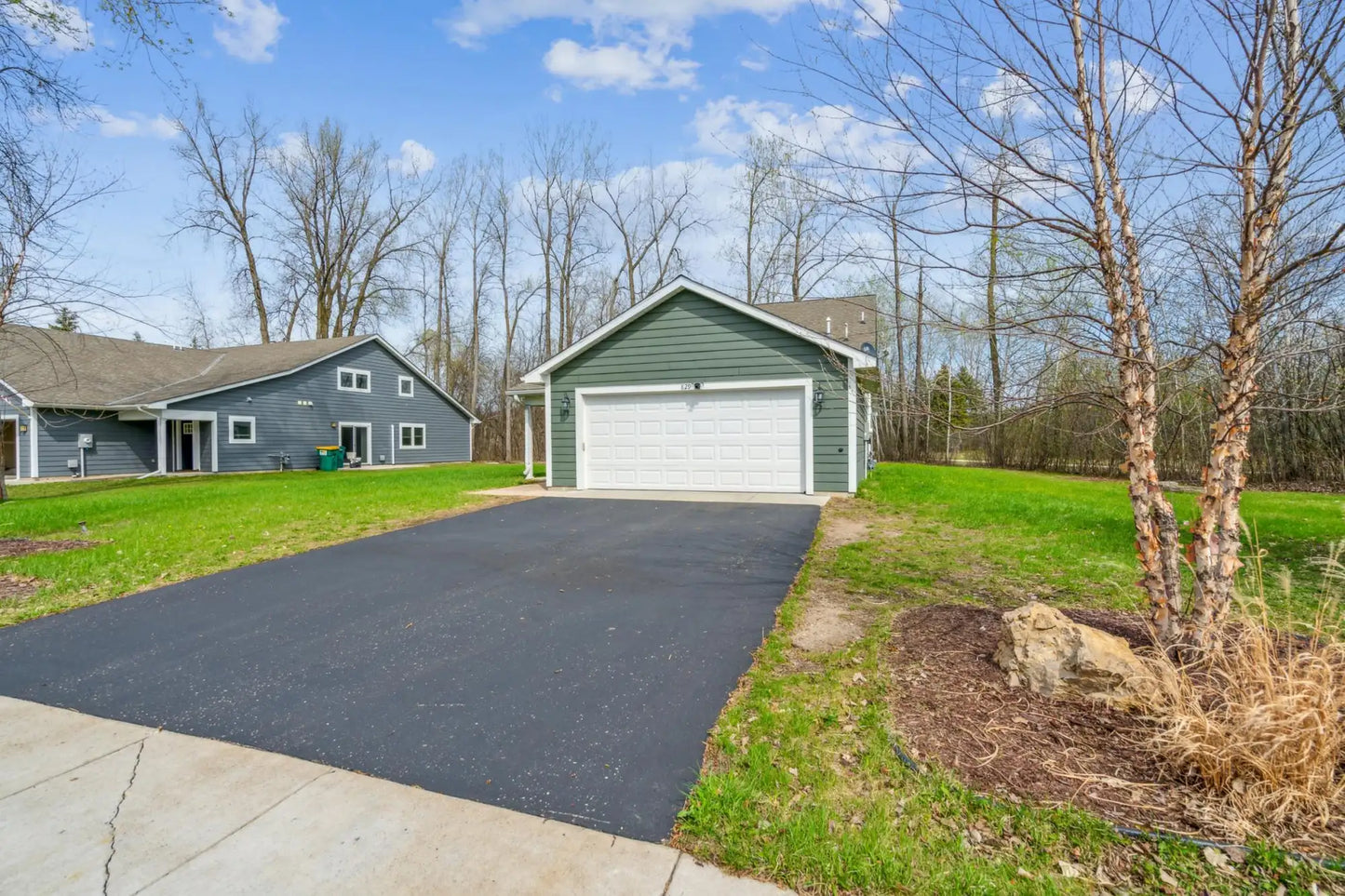 829 Garceau Lane, Vadnais Heights, MN 55127