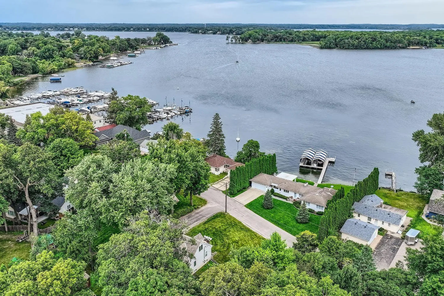 45 Lakeview Avenue, Tonka Bay, MN 55331