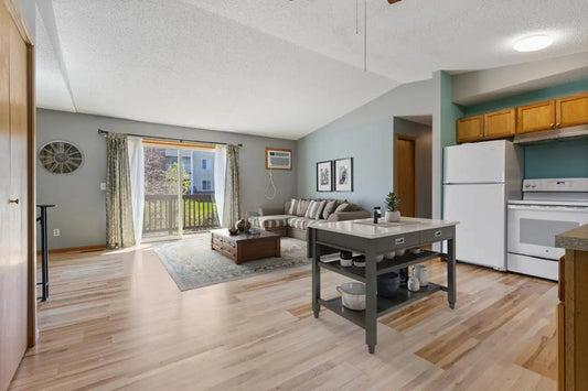 4488 Cinnamon Ridge Trail, Eagan, MN 55122