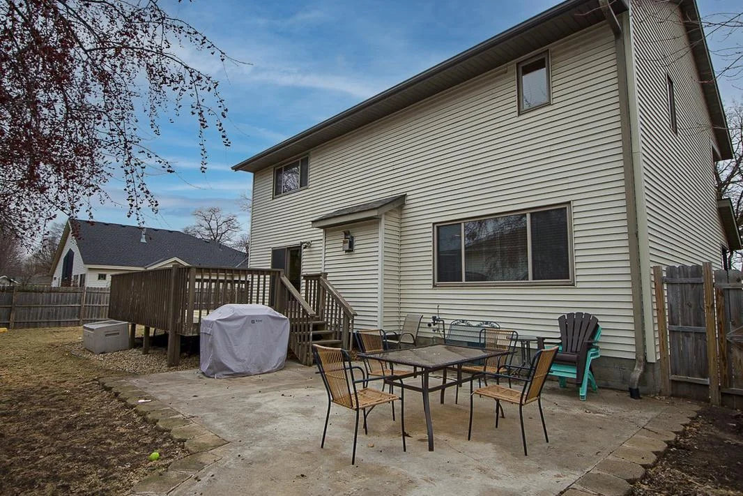 802 Sunwood Park Drive, Waite Park, MN 56387