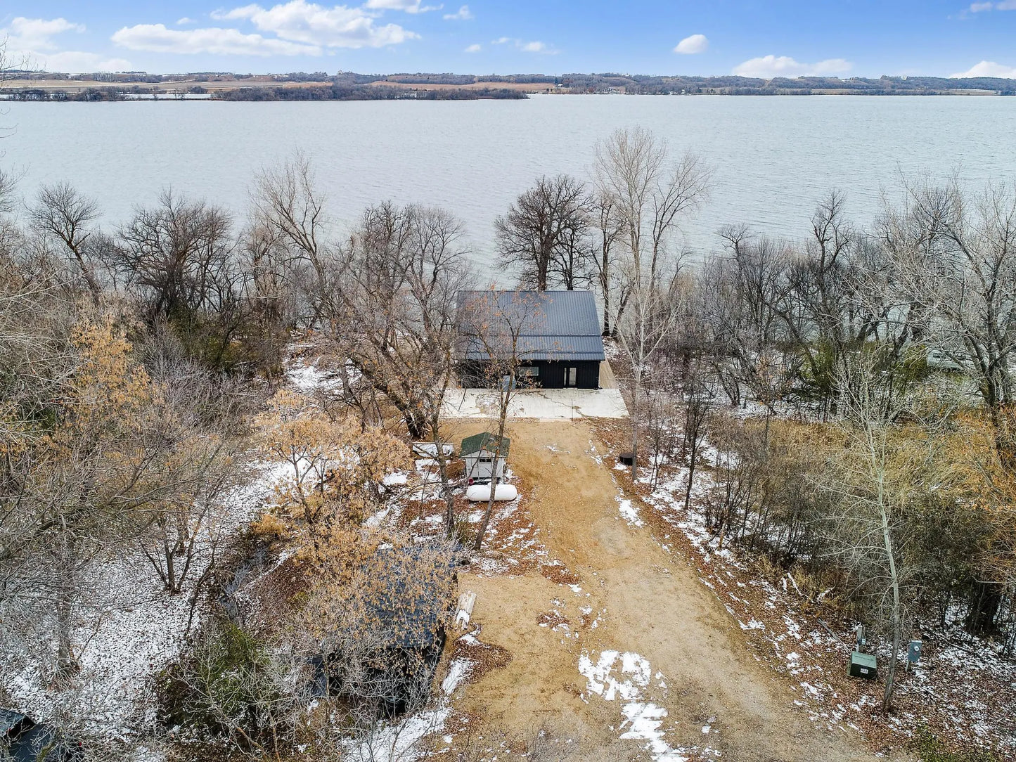 5222 Island View Drive, Browns Valley, MN 56296