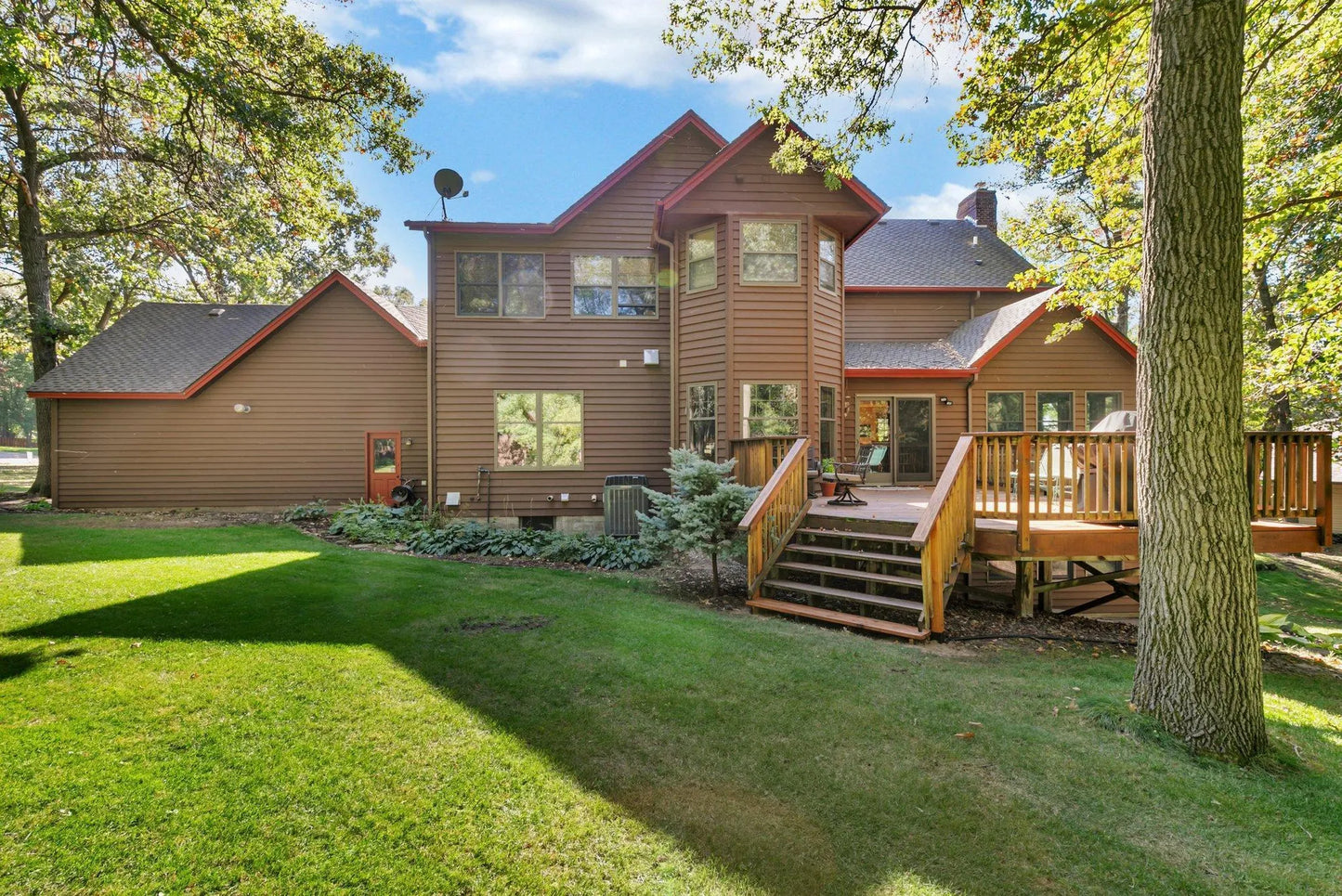 823 Ridgewood Court, Sartell, MN 56377