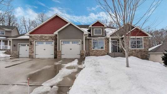 2390 Highland Trail, Alexandria, MN 56308