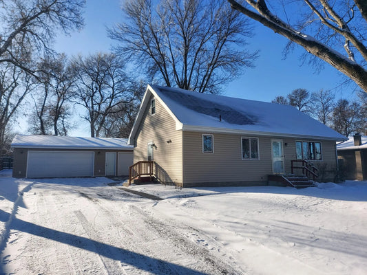 207 Adolphus Avenue, Fergus Falls, MN 56537