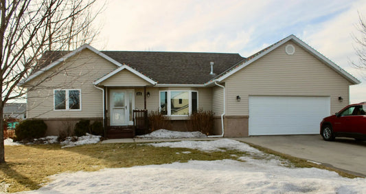 1105 Somerset Drive, Thief River Falls, MN 56701