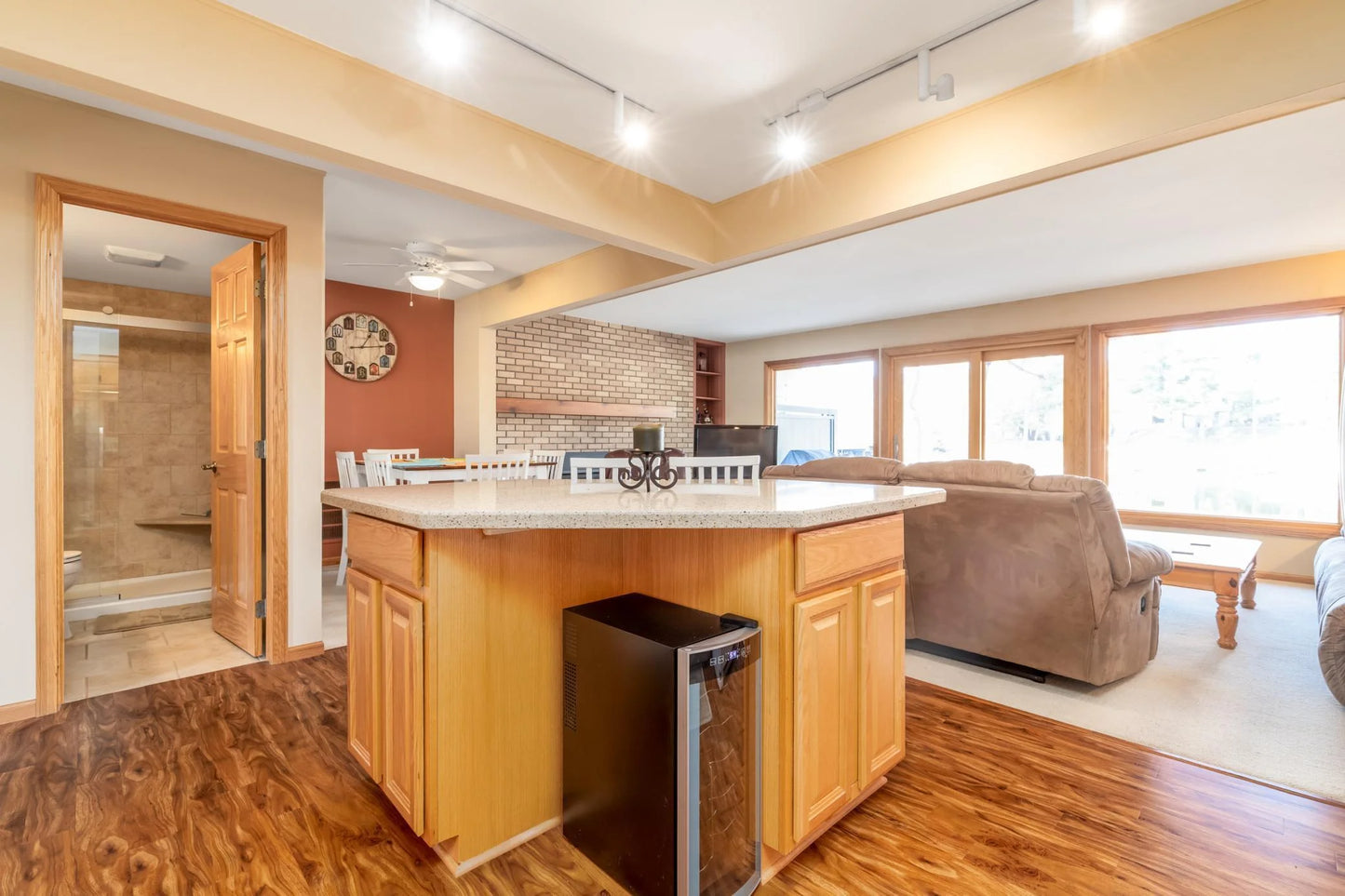 8182 County 78 , Lake Shore, MN 56468