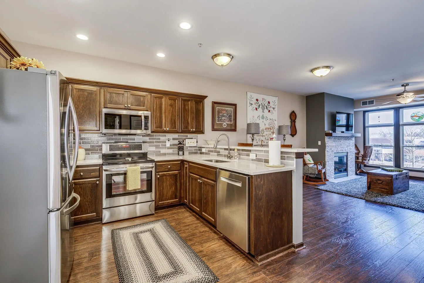 150 Travelers Trail, Burnsville, MN 55337