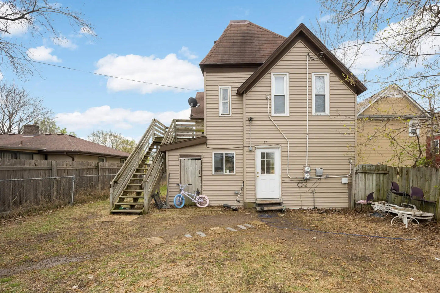57 Jessamine Avenue, Saint Paul, MN 55117