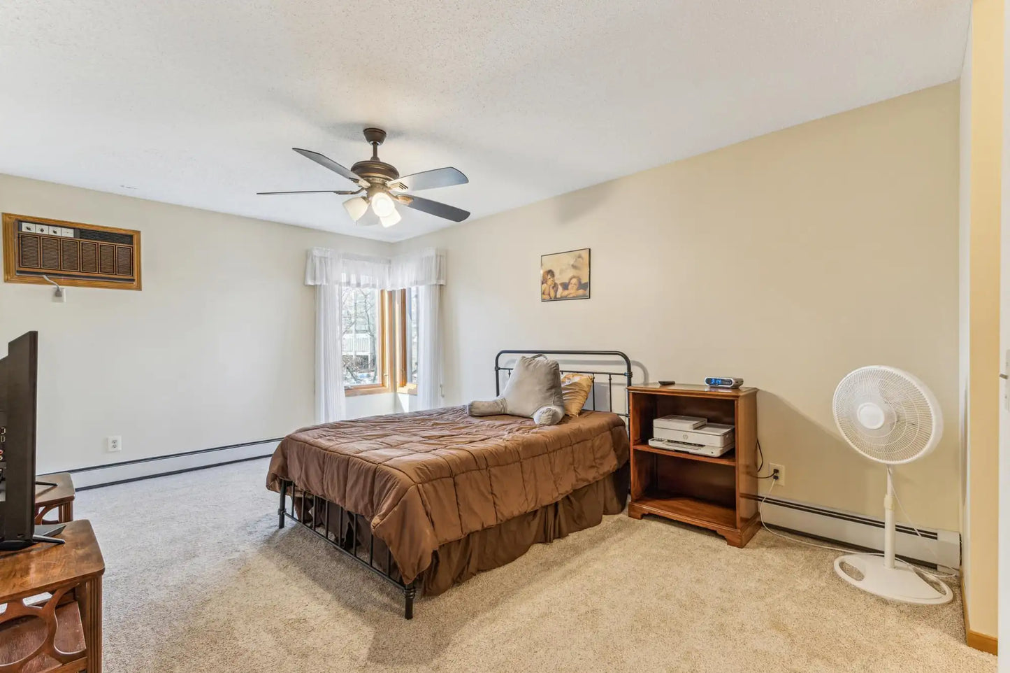 8031 Xerxes Avenue, Bloomington, MN 55431
