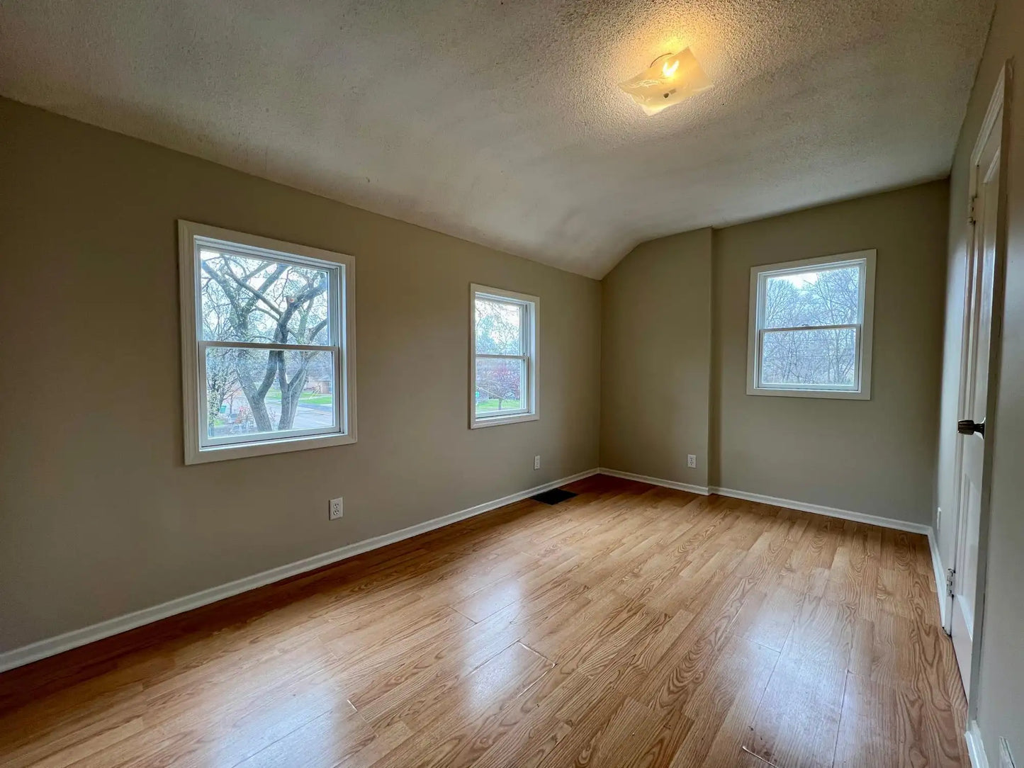 5701 Bryant Avenue, Brooklyn Center, MN 55430