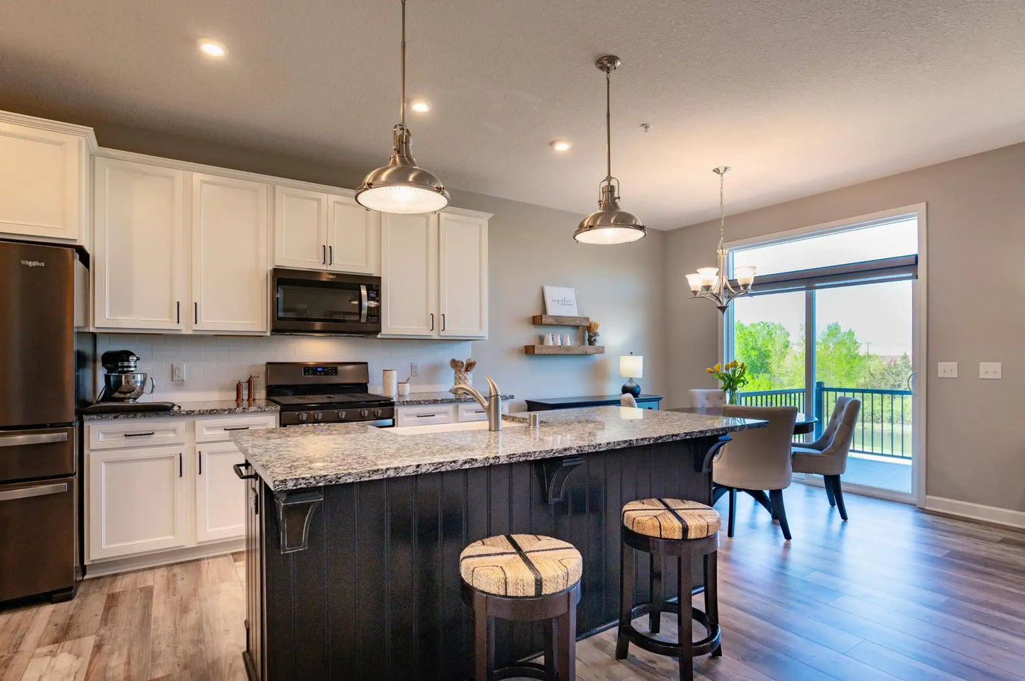 6967 Archer Court, Inver Grove Heights, MN 55077