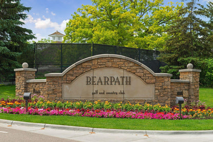 18808 Bearpath Trail, Eden Prairie, MN 55347