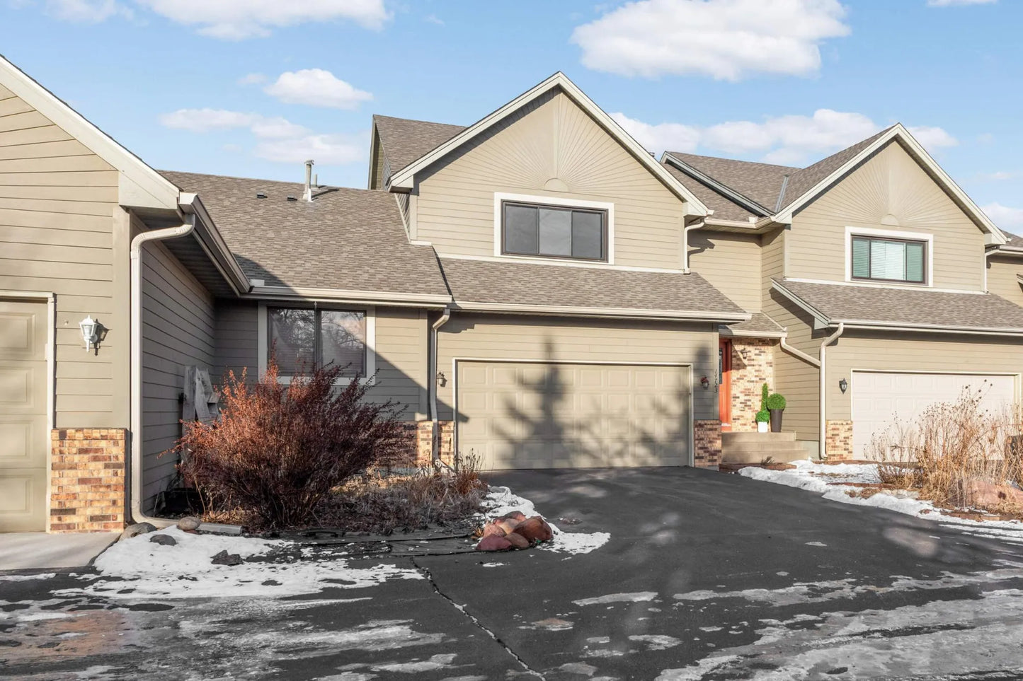 14723 Southampton Drive, Burnsville, MN 55306