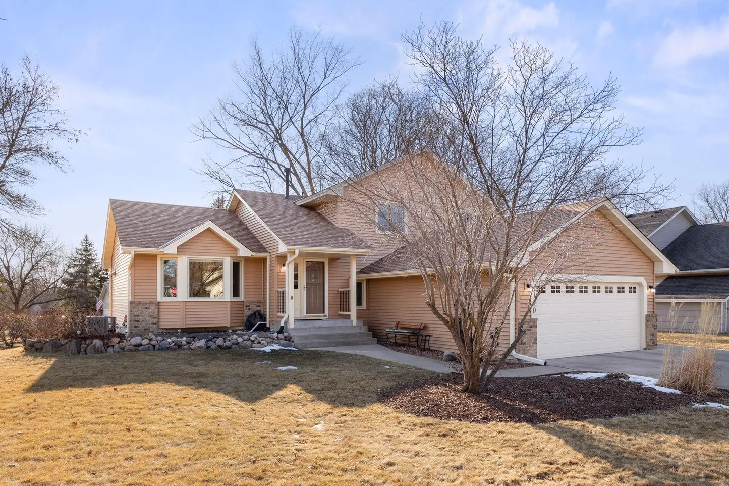 2190 Schoolmaster Drive, Chaska, MN 55318