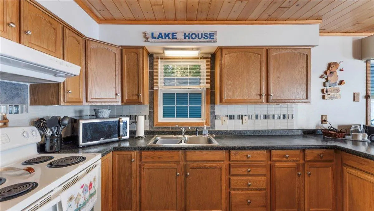 8737 123rd Avenue, Lake Lillian, MN 56253